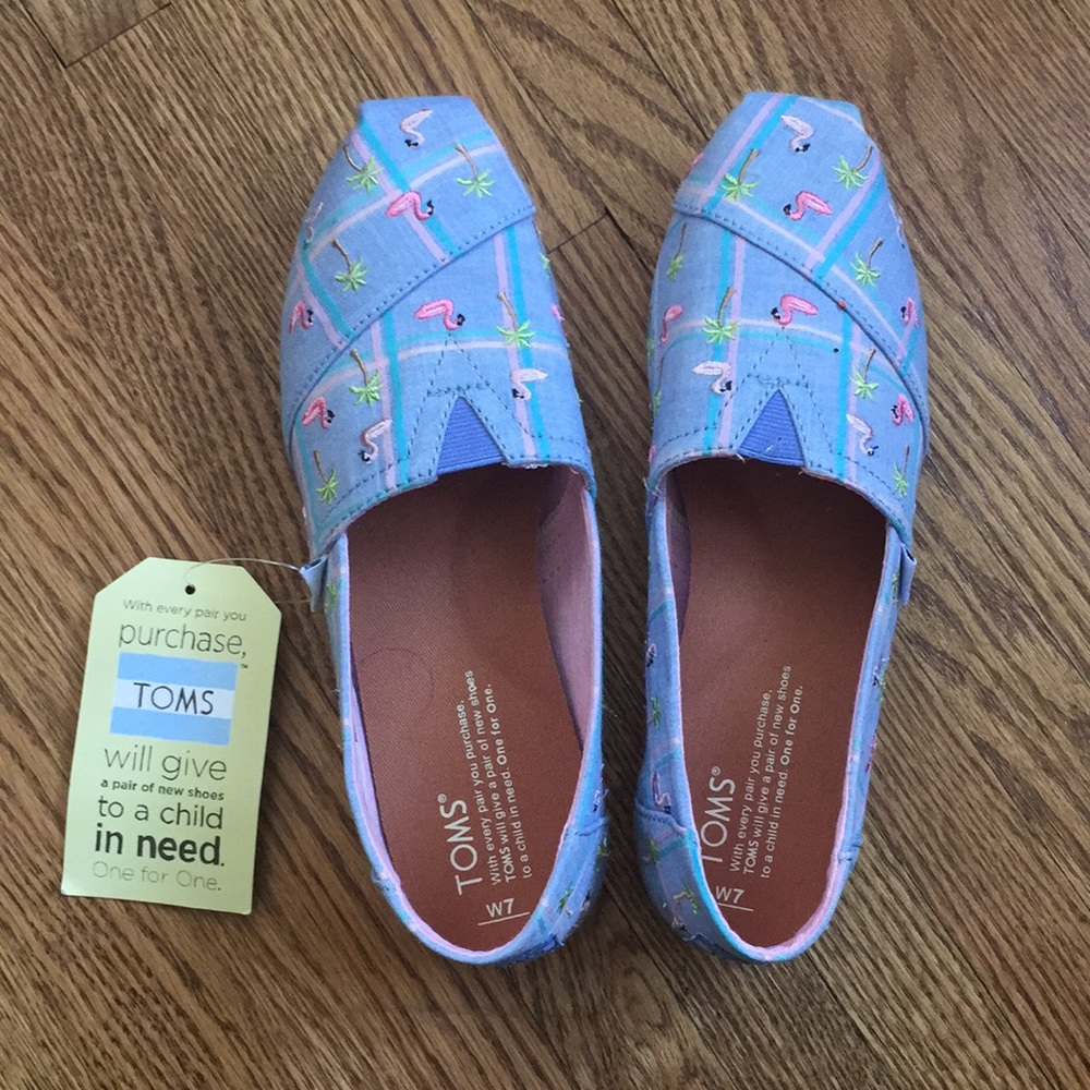 🌸Pink flamingos slip ons! 😍🦋🌸 - Picture 2 of 8